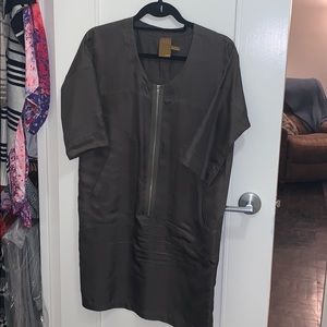 Ali Ro zip-up short sleeve tunic dress